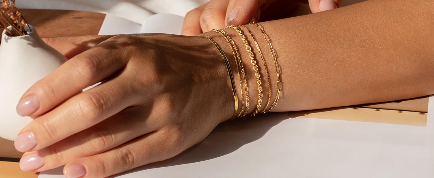 DEARMAY Dainty Gold Bracelet