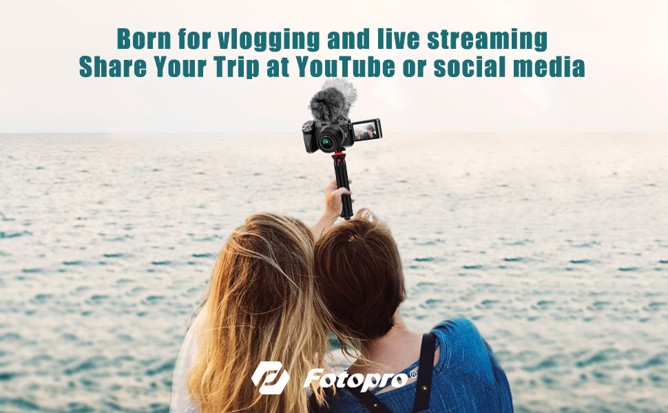 vlogging tripod