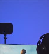 RGB品牌故事左上