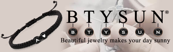 Initial gifts for women